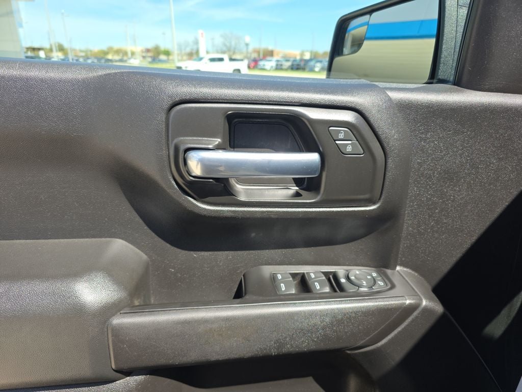 2020 Chevrolet Silverado Custom