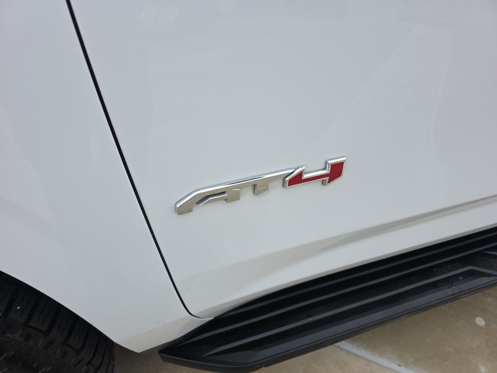 2022 GMC Yukon AT4
