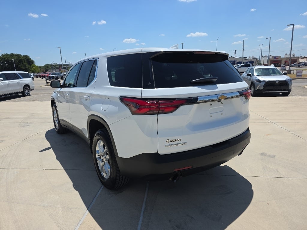 2023 Chevrolet Traverse LS