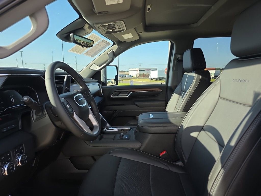 2025 GMC Sierra 2500HD Denali