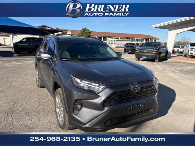 2025 Toyota RAV4 XLE Premium