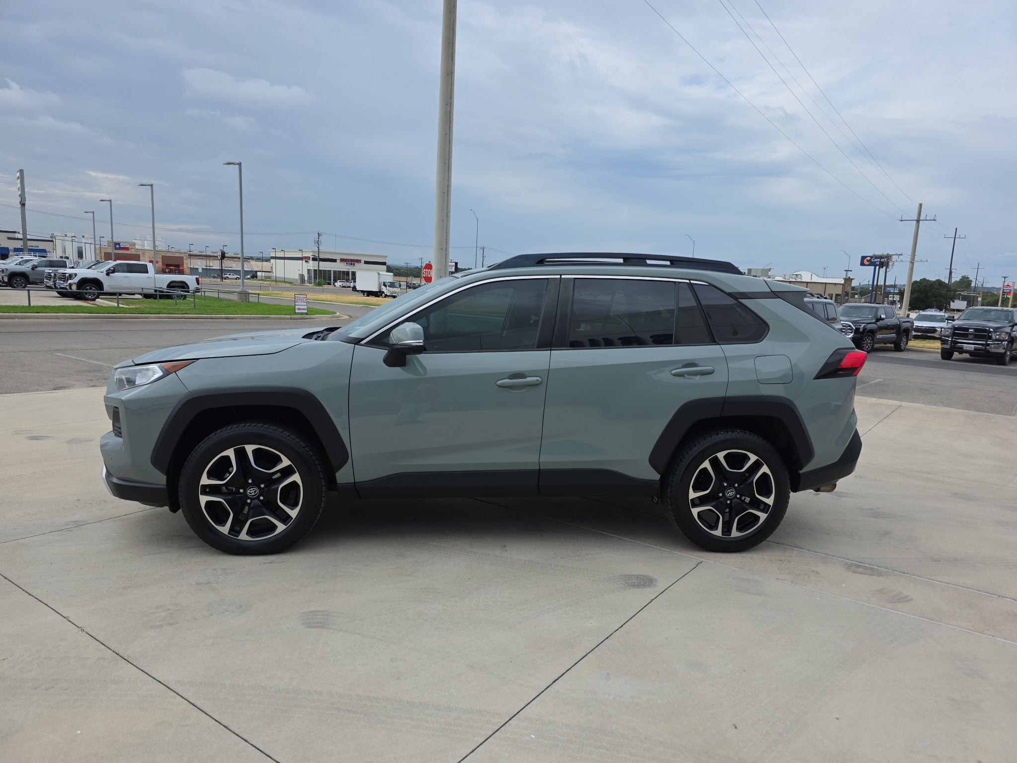 2019 Toyota RAV4 Adventure