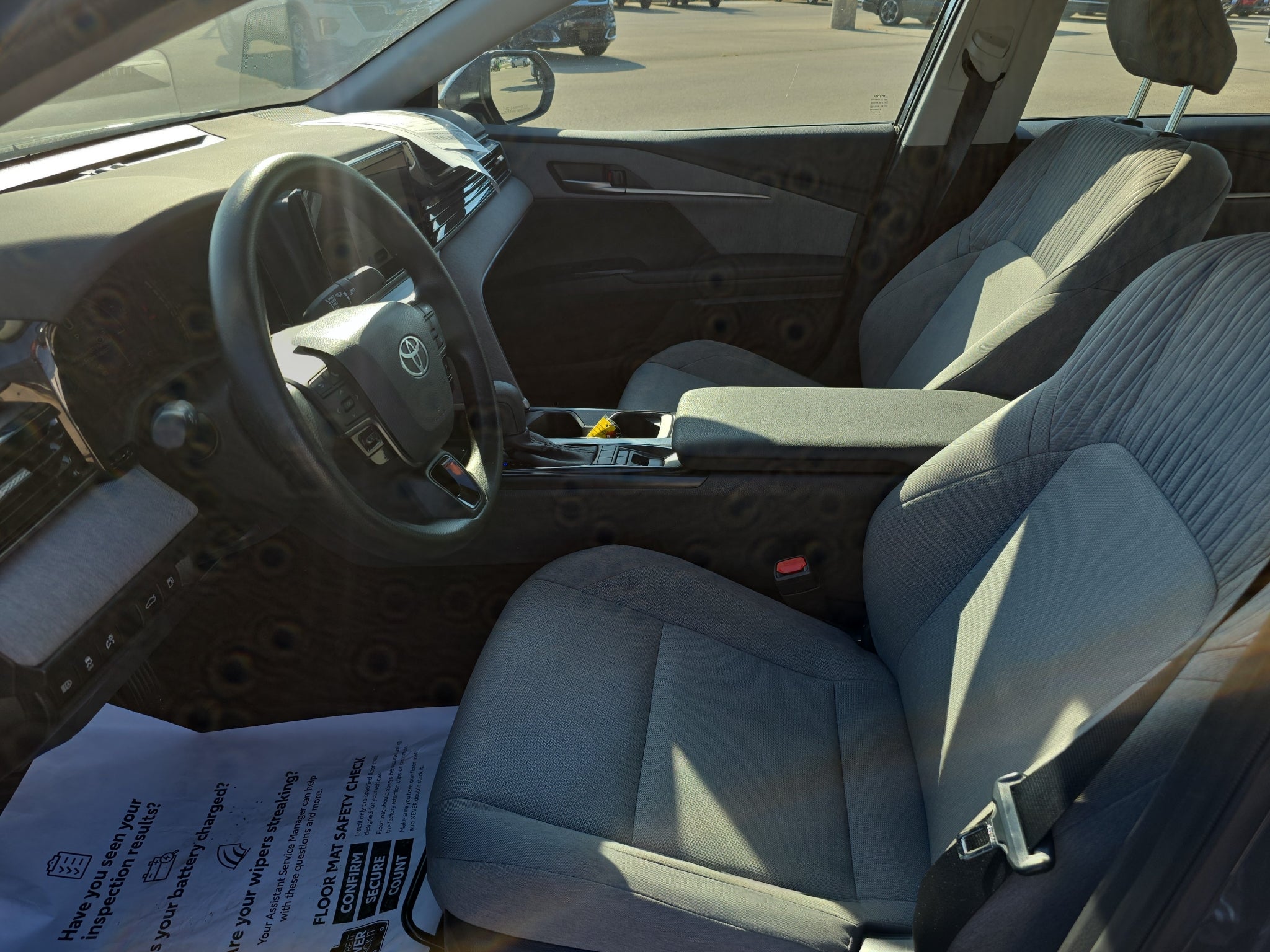 2025 Toyota Camry Hybrid LE