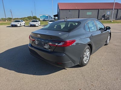 2025 Toyota Camry Hybrid LE