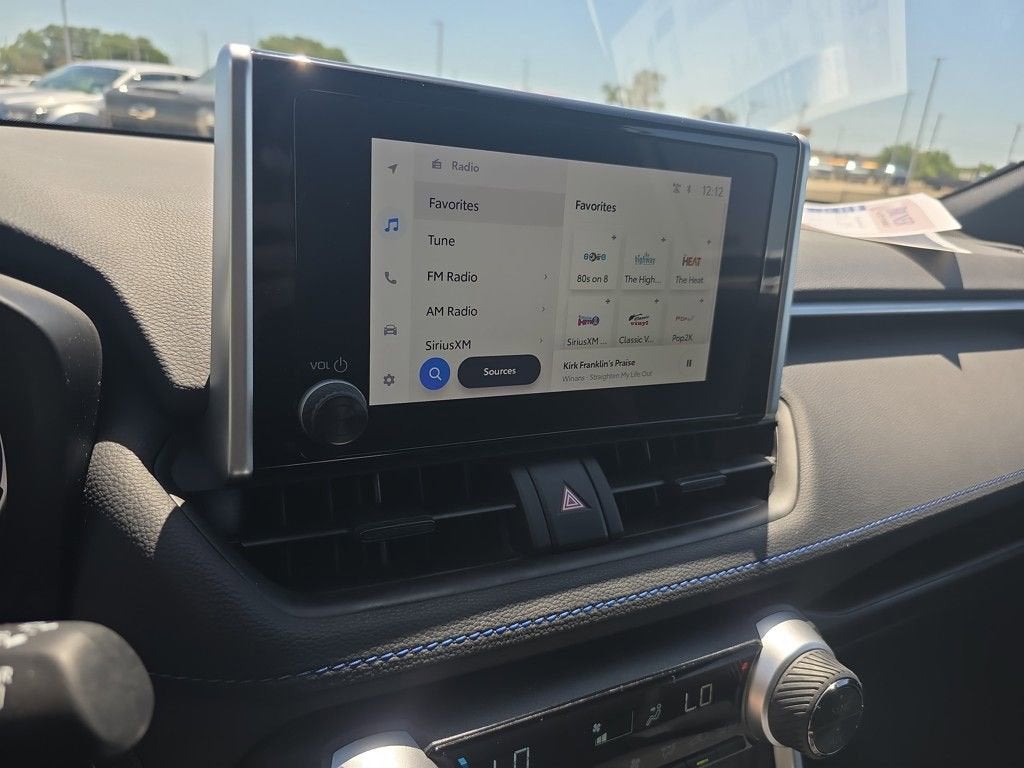 2024 Toyota RAV4 Hybrid SE