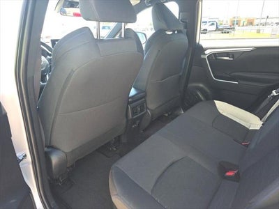 2024 Toyota RAV4 Hybrid SE