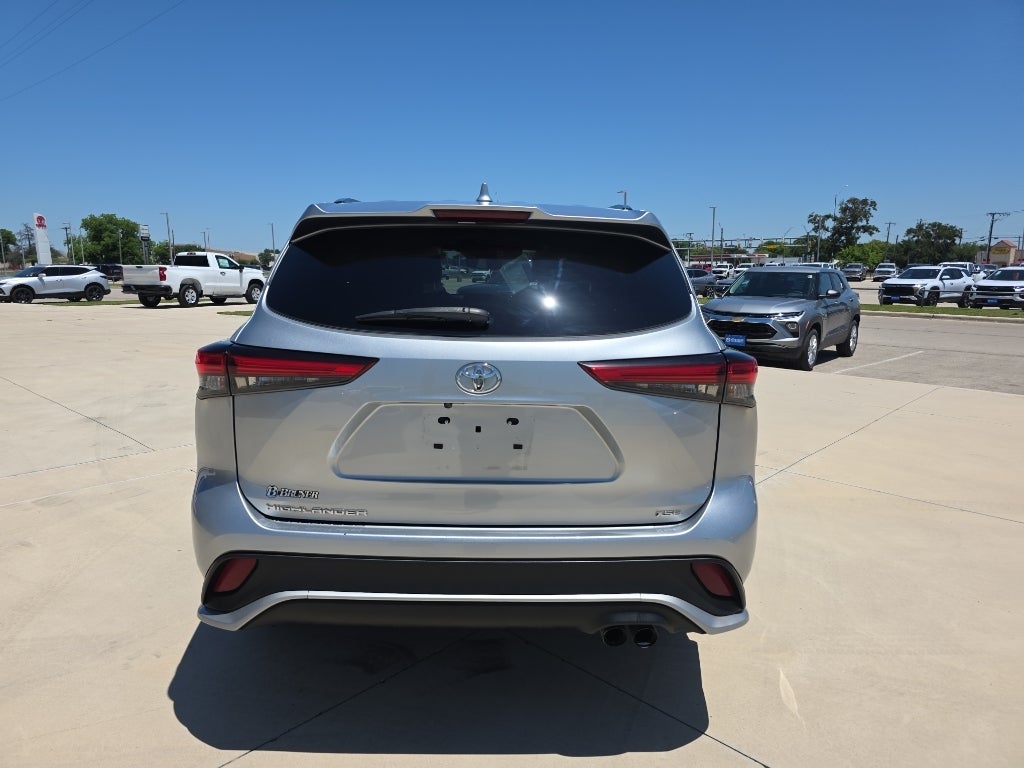 2022 Toyota Highlander XSE