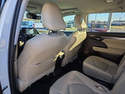 2022 Toyota Highlander Limited