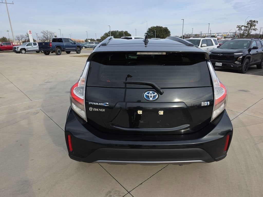 2018 Toyota Prius c Four