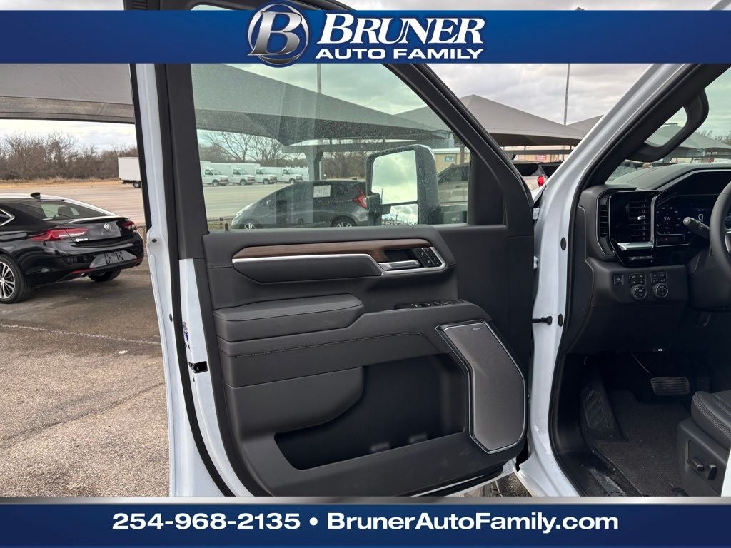 2026 Chevrolet Silverado 3500 HD High Country DRW