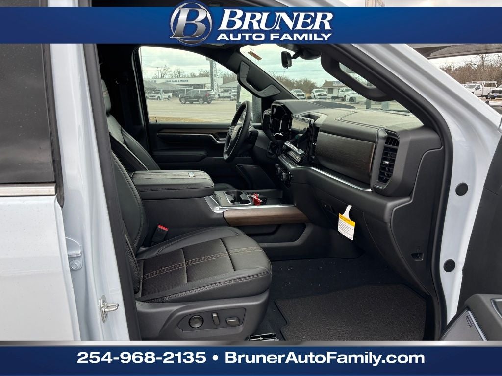 2026 Chevrolet Silverado 3500 HD High Country DRW