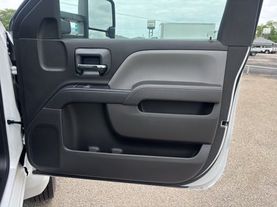 2025 Chevrolet Silverado 5500 HD Work Truck