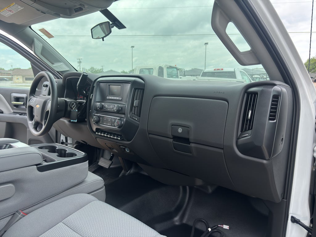 2025 Chevrolet Silverado 5500 HD Work Truck