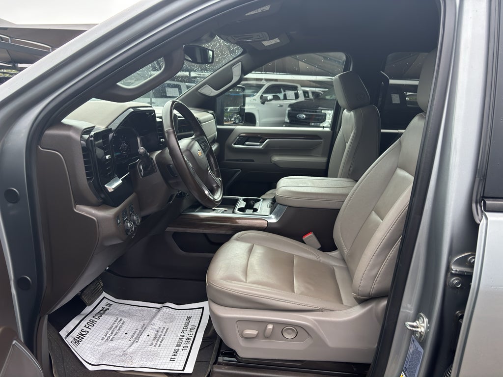2025 Chevrolet Silverado 3500 HD LT DRW