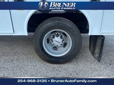 2025 GMC Sierra 3500 HD Chassis Cab Pro