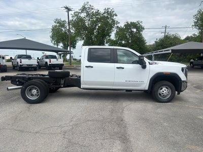 2026 GMC Sierra 3500 HD Chassis Cab Pro