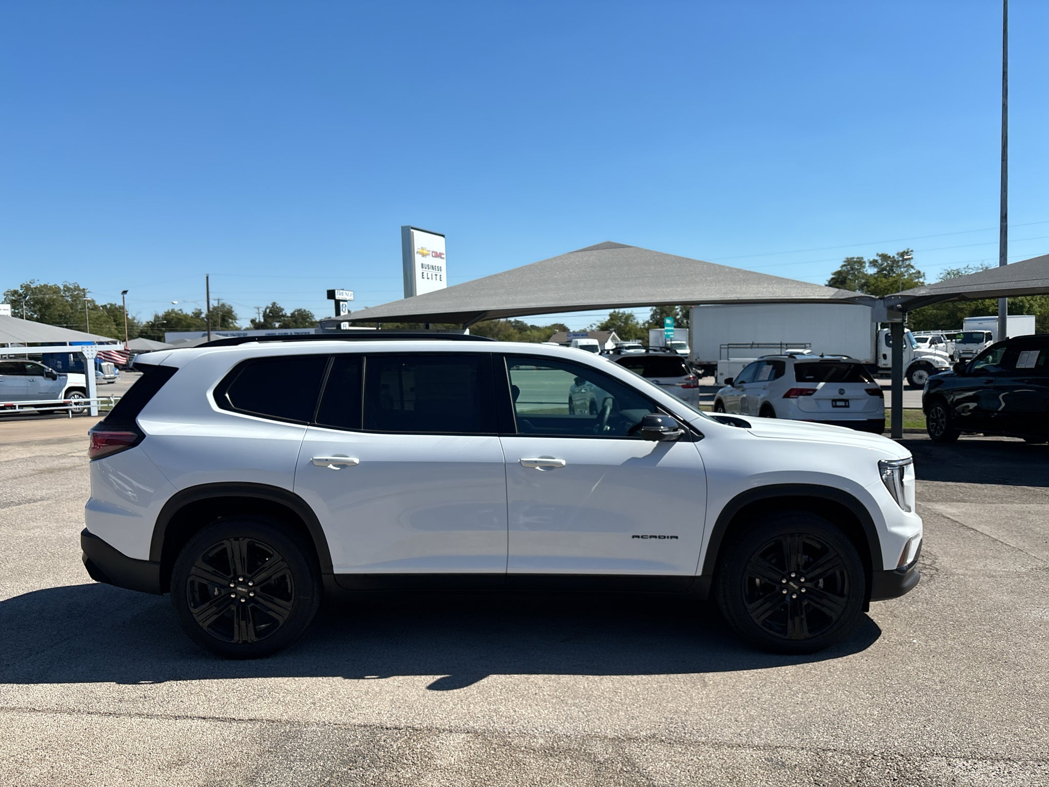 2027 GMC Acadia Elevation