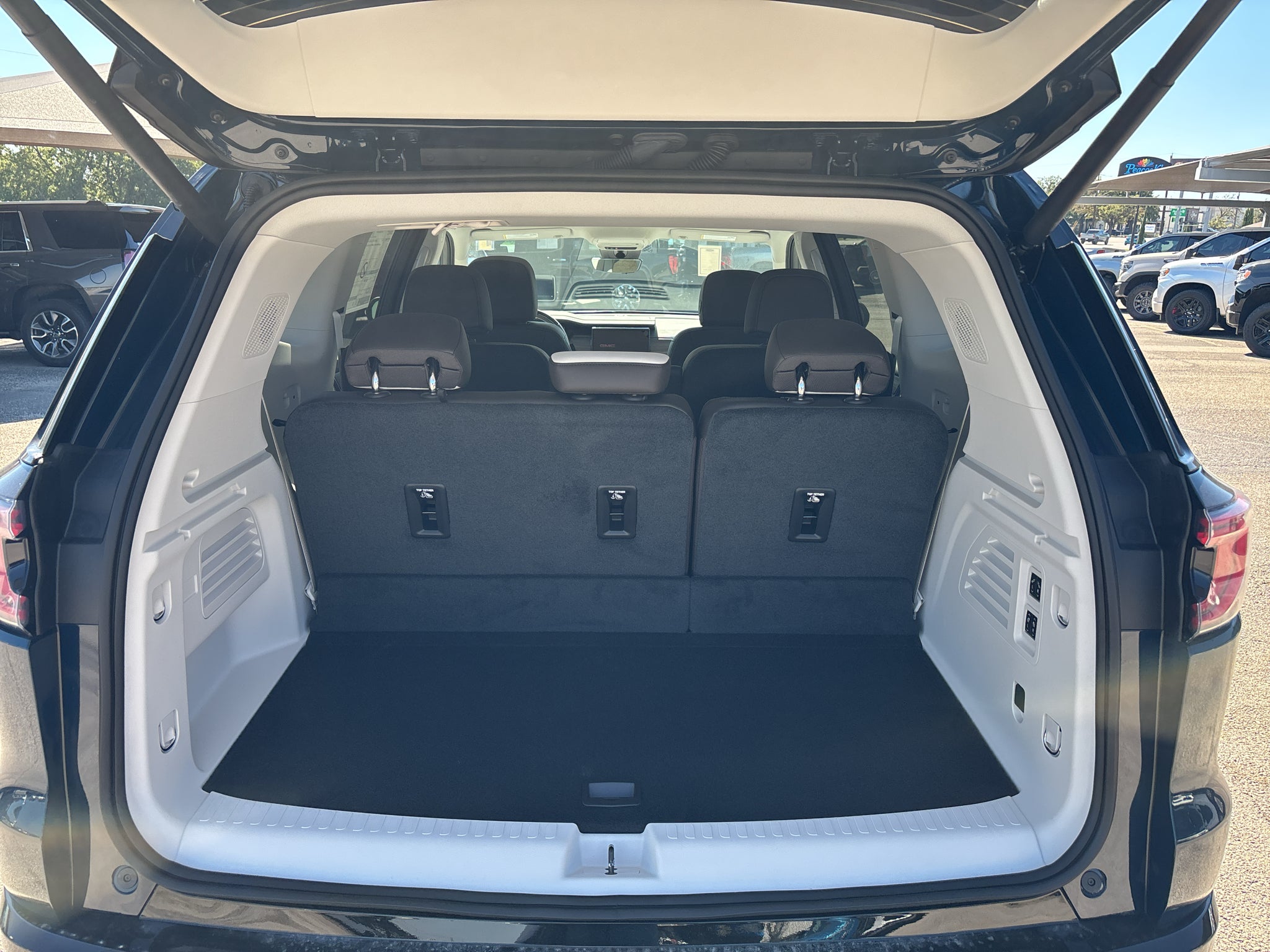 2027 GMC Acadia Denali