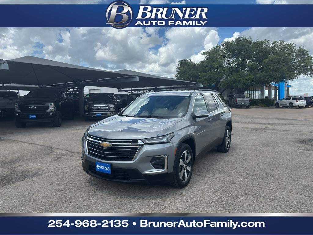 2023 Chevrolet Traverse LT Leather