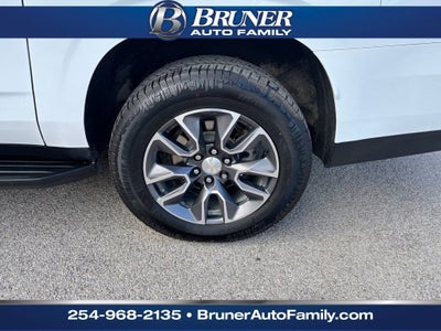 2023 Chevrolet Suburban LT