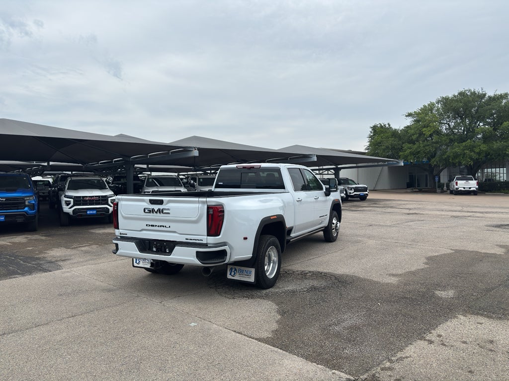 2026 GMC Sierra 3500 HD Denali Ultimate DRW