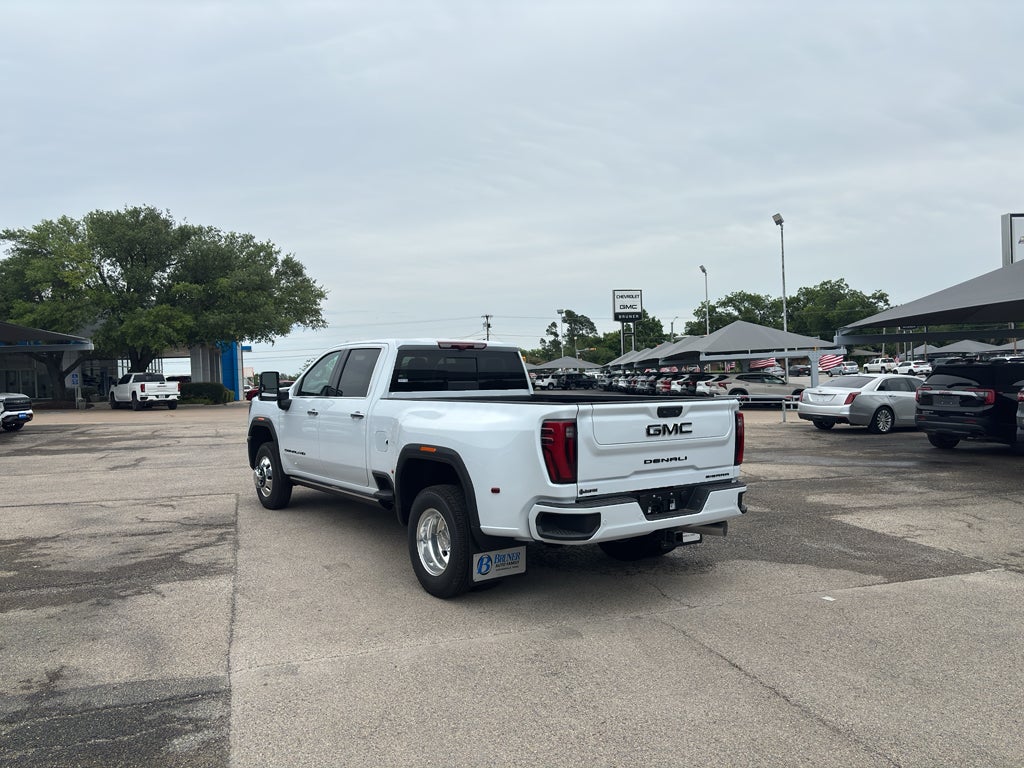 2026 GMC Sierra 3500 HD Denali Ultimate DRW