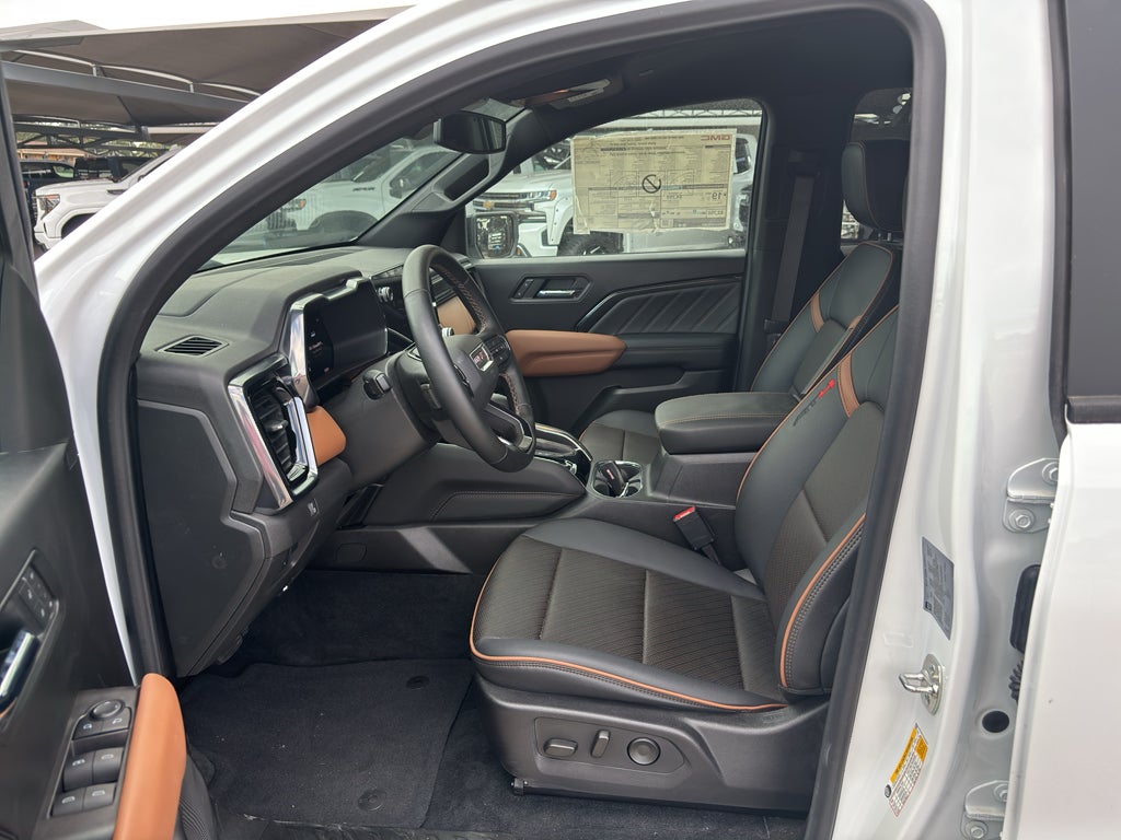2025 GMC Canyon AT4