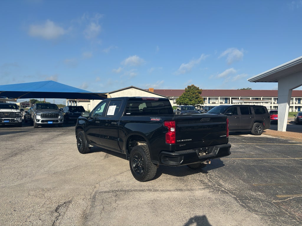 2022 Chevrolet Silverado 1500 Custom Trail Boss