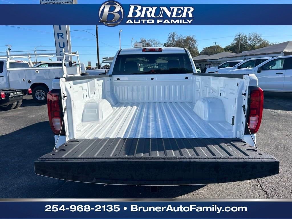 2025 GMC Sierra 1500 Pro