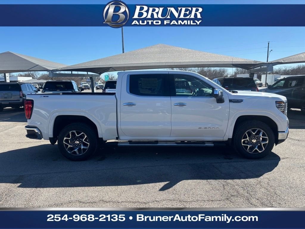 2026 GMC Sierra 1500 SLT