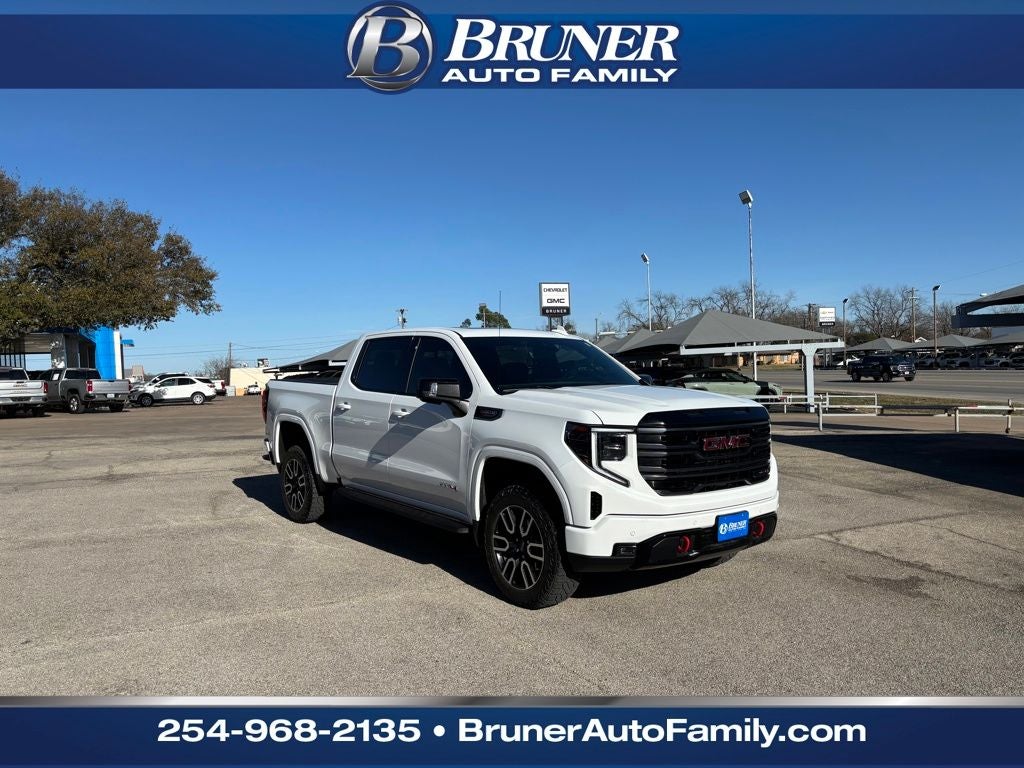 2025 GMC Sierra 1500 AT4