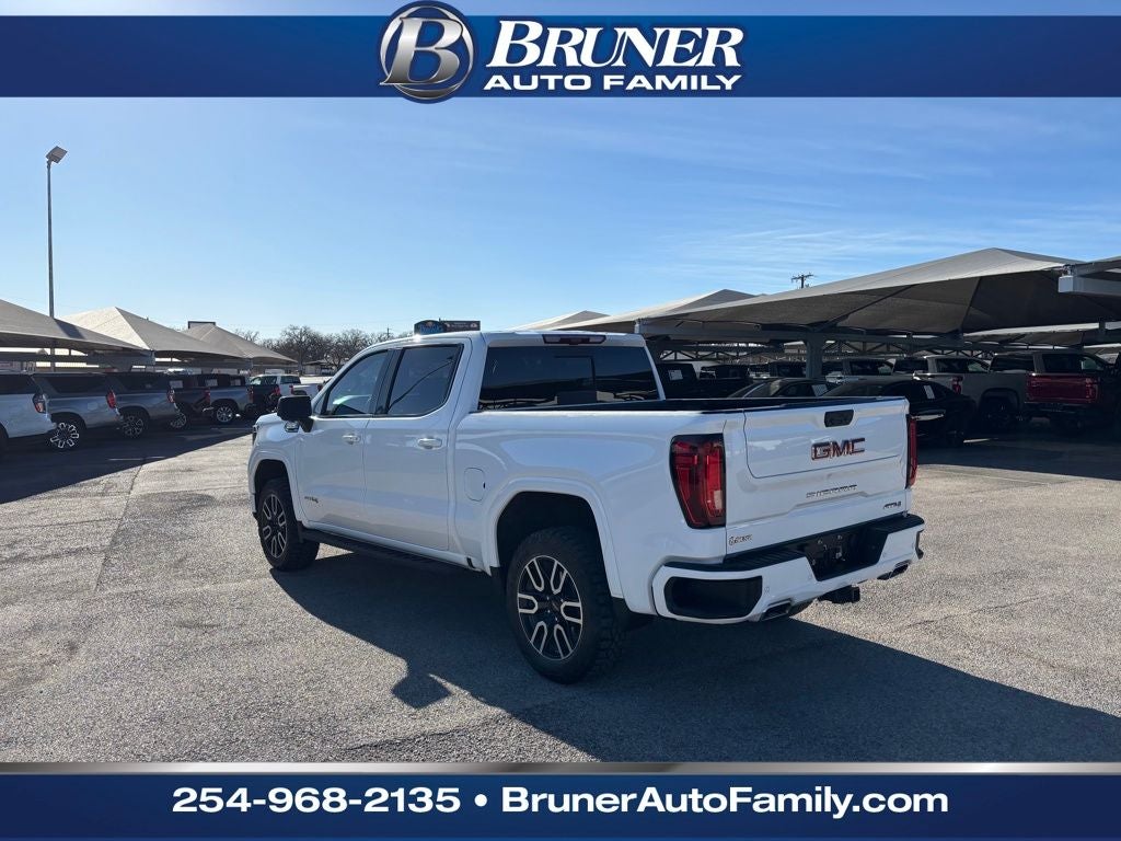 2025 GMC Sierra 1500 AT4
