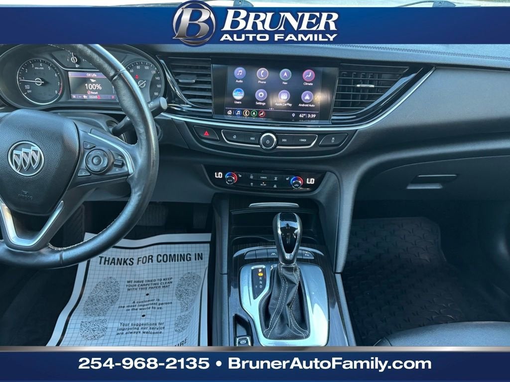 2019 Buick Regal Sportback Essence