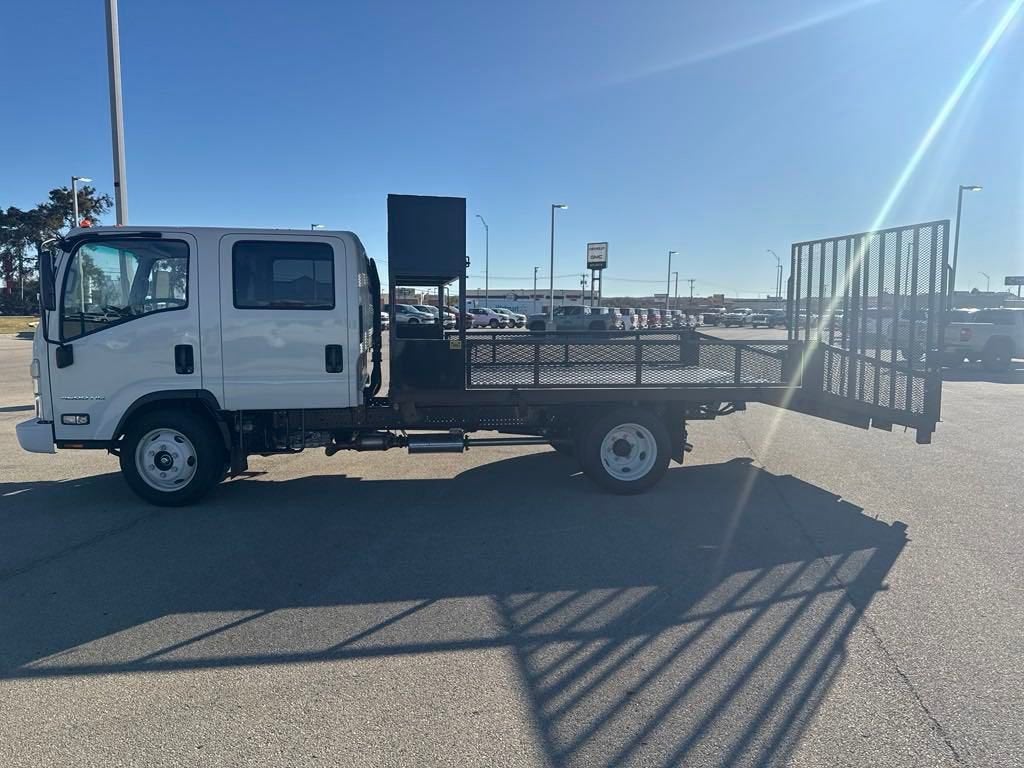 2025 Chevrolet Low Cab Forward 4500 1WT