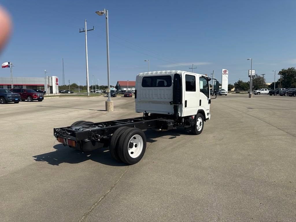 2025 Chevrolet Low Cab Forward 4500 1WT