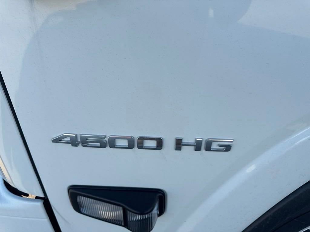 2025 Chevrolet Low Cab Forward 4500 1WT