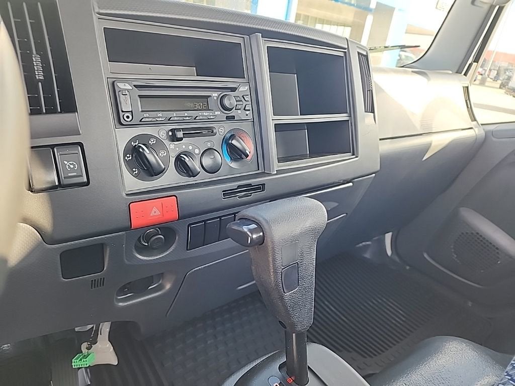 2024 Chevrolet Low Cab Forward 4500 1WT