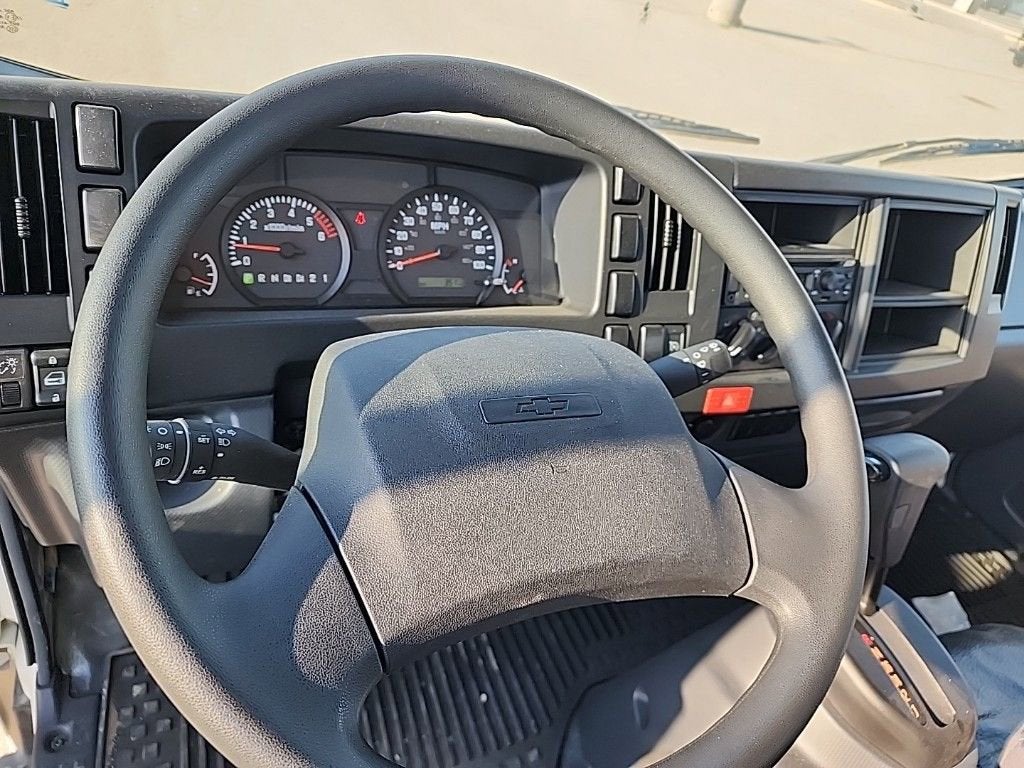 2024 Chevrolet Low Cab Forward 4500 1WT