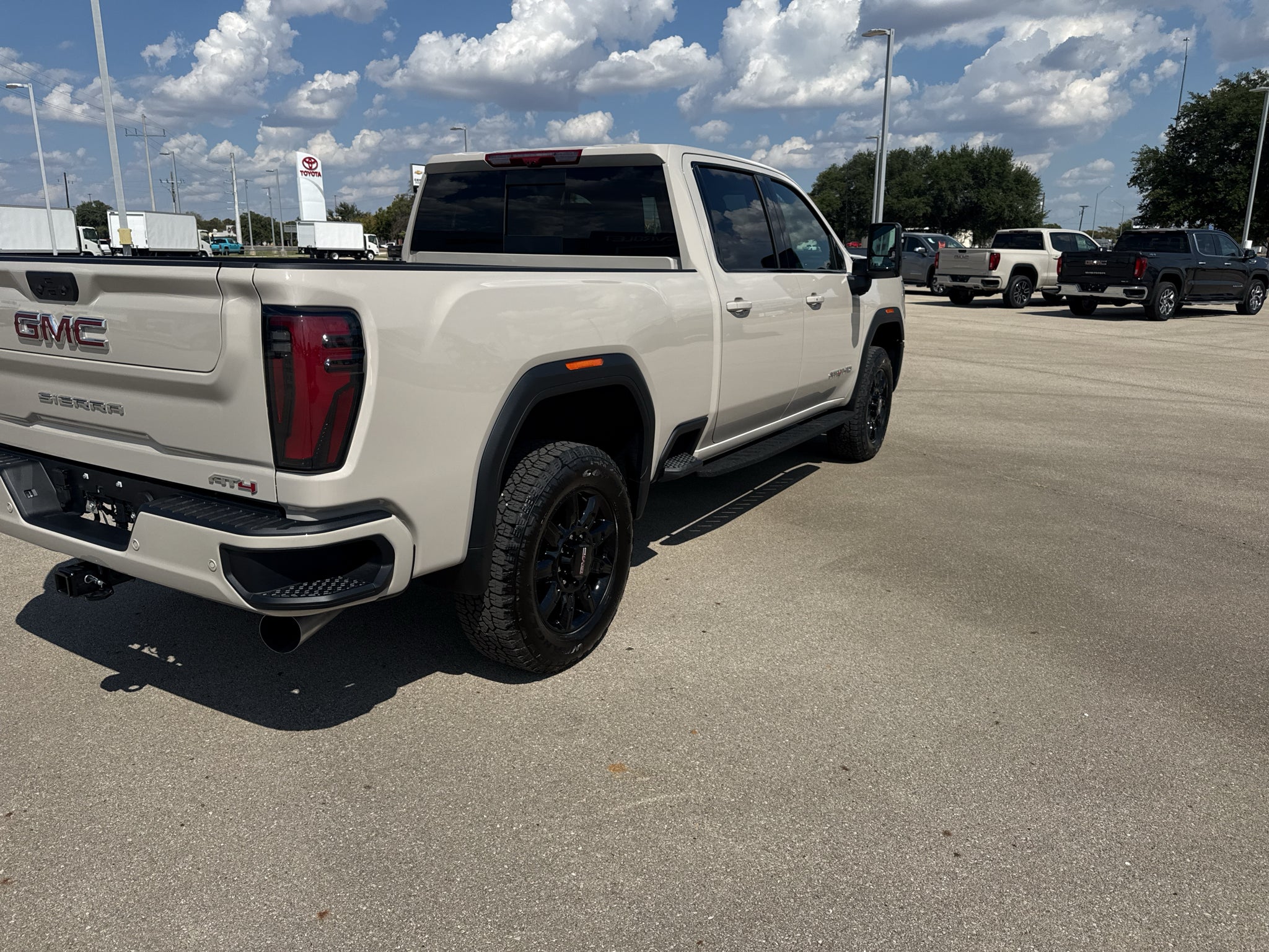 2026 GMC Sierra 2500 HD AT4