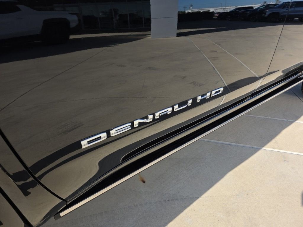 2025 GMC Sierra 2500 HD Denali