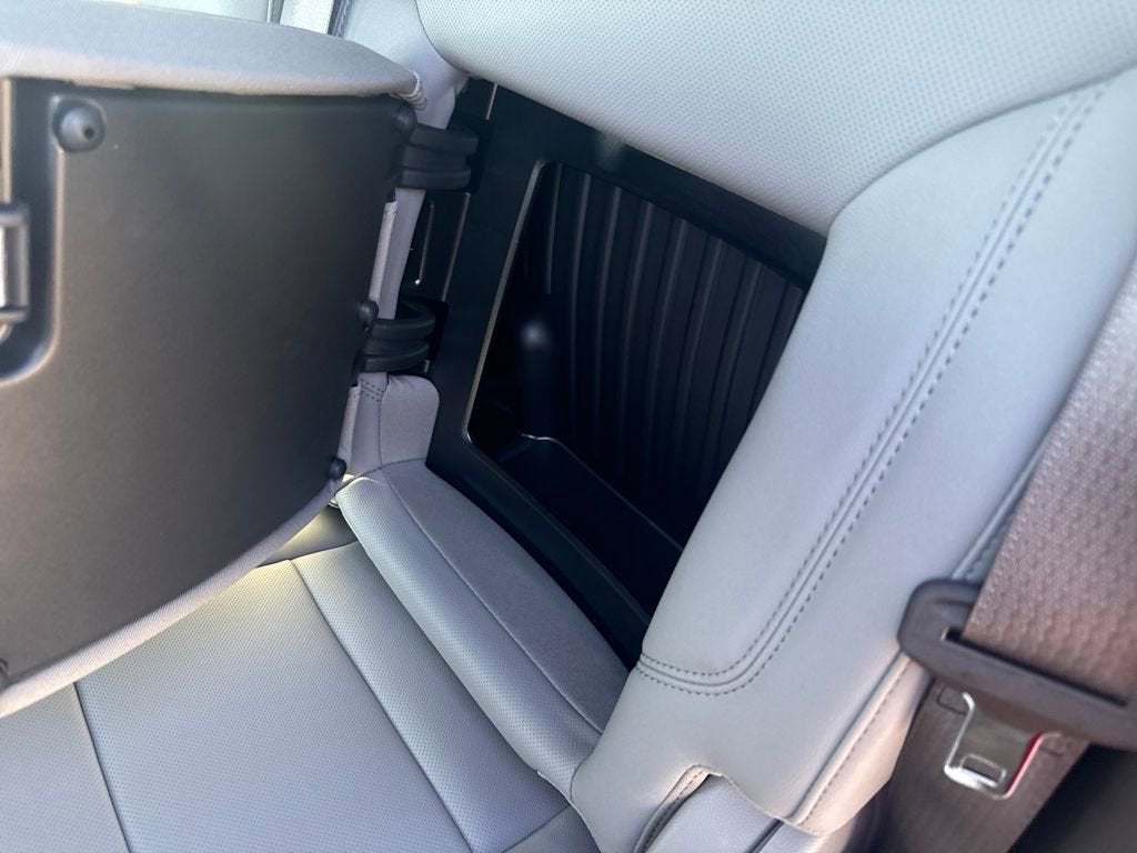 2026 GMC Sierra 3500 HD SLT DRW