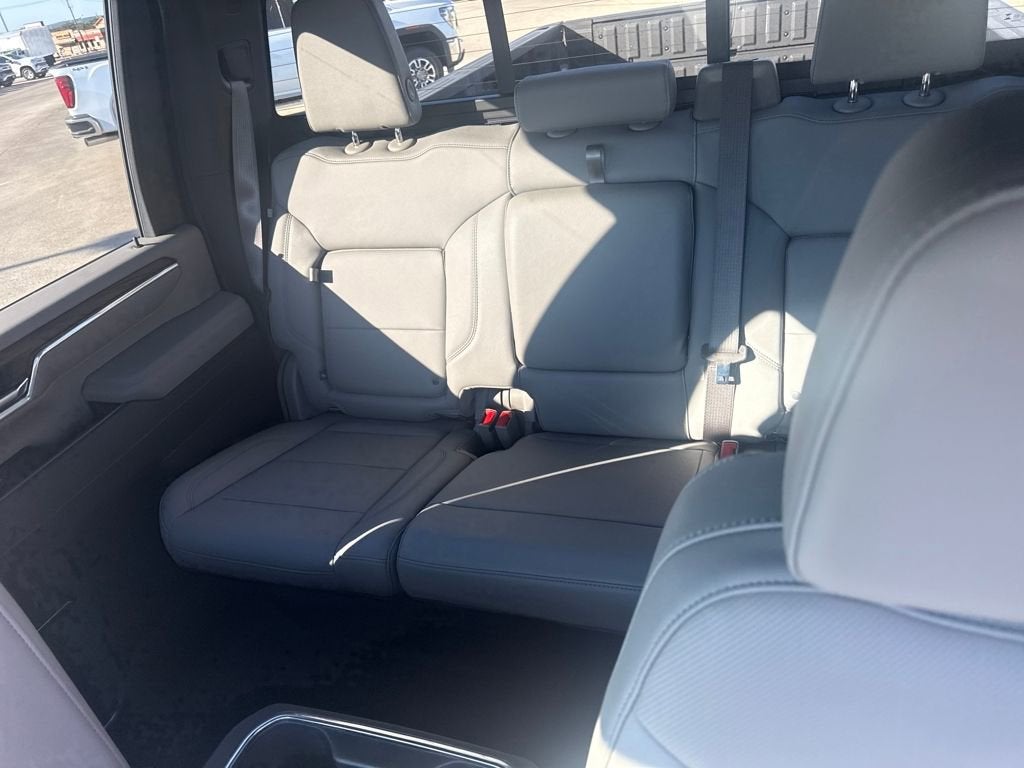 2026 GMC Sierra 3500 HD SLT DRW