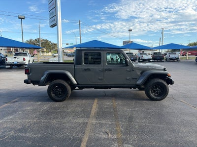 2021 Jeep Gladiator Willys Sport 4x4