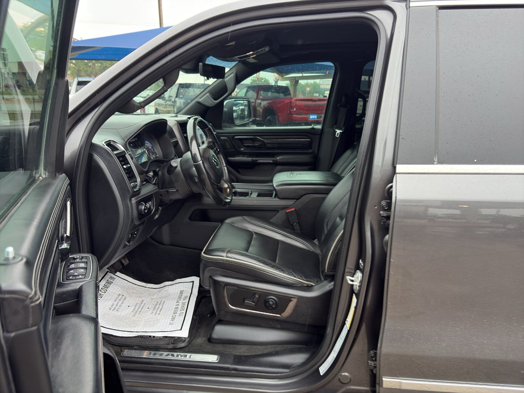 2022 RAM 1500 Limited Crew Cab 4x4 5'7' Box