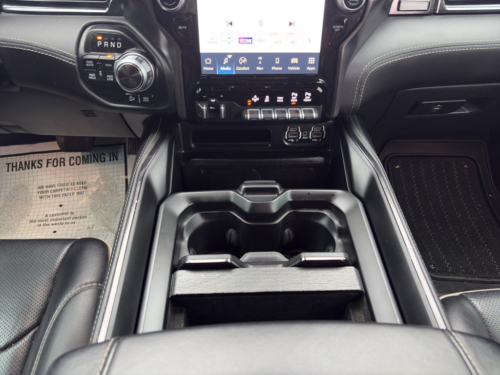 2022 RAM 1500 Limited Crew Cab 4x4 5'7' Box