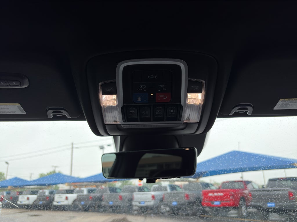 2022 RAM 1500 Limited Crew Cab 4x4 5'7' Box