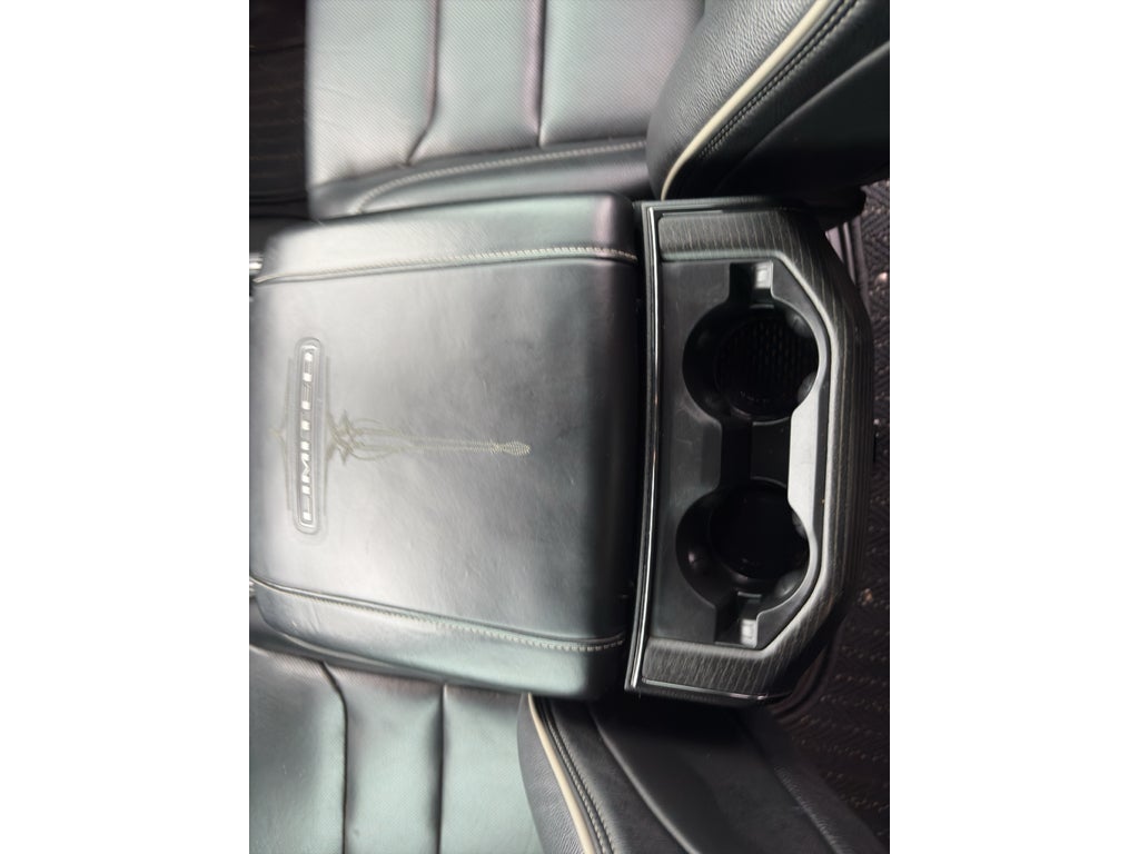 2022 RAM 1500 Limited Crew Cab 4x4 5'7' Box