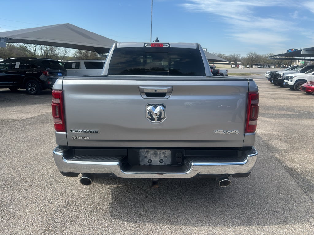2022 RAM 1500 Laramie Crew Cab 4x4 5'7' Box