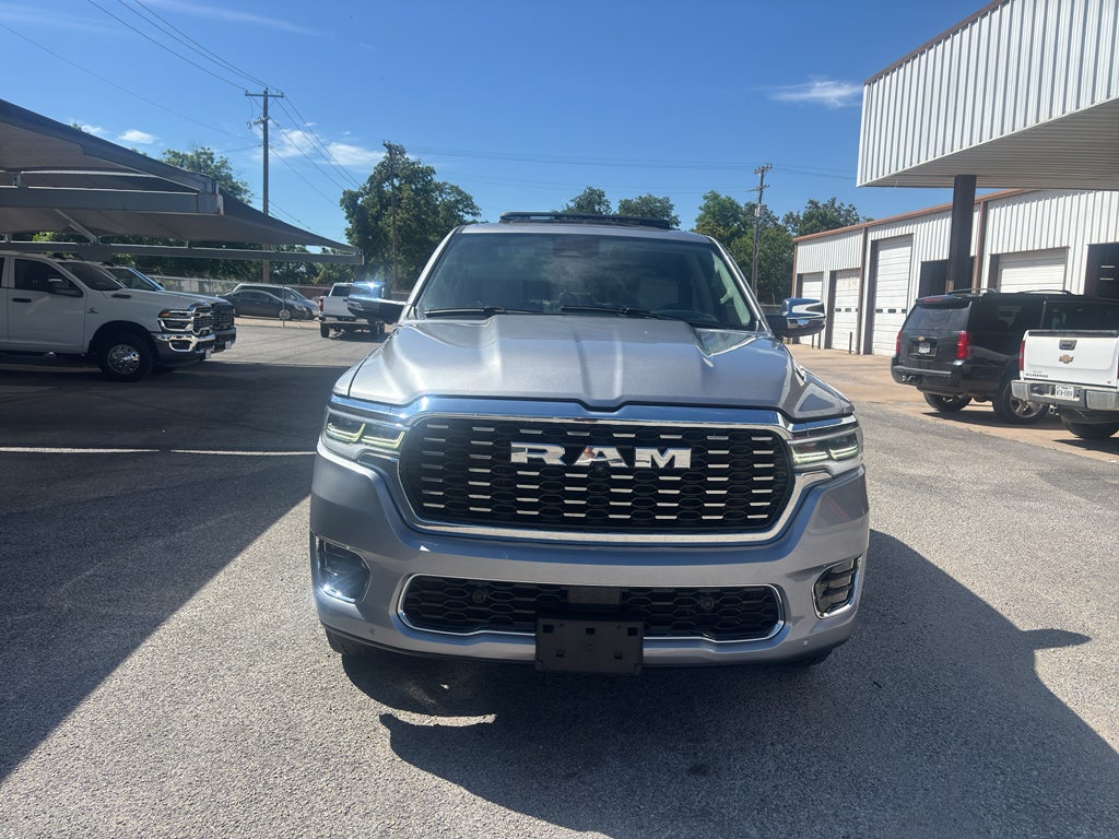 2025 RAM 1500 Tungsten Crew Cab 4x4 5'7' Box