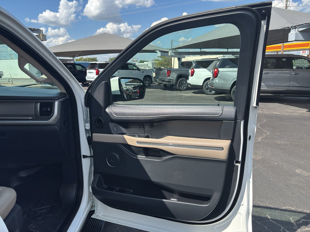 2024 Ford Expedition XLT MAX